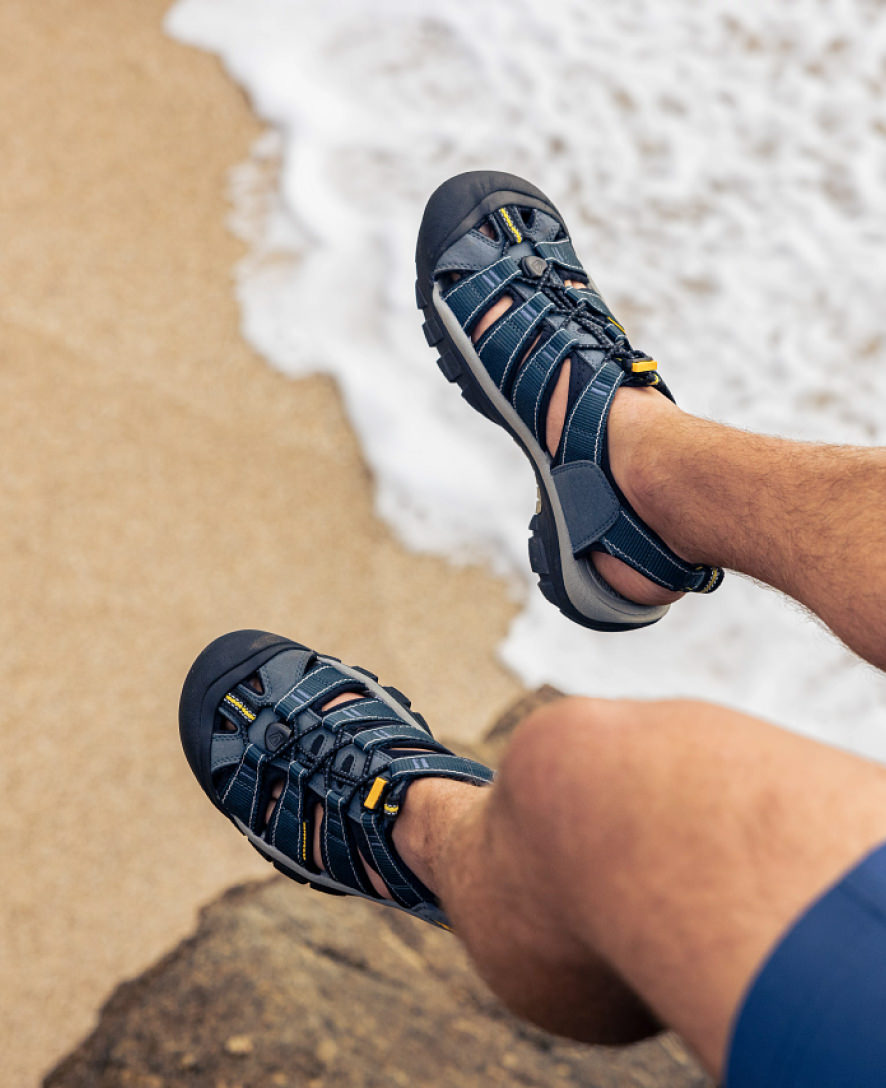 Men's Newport H2 Sandal | India Ink/Rust - Image 9