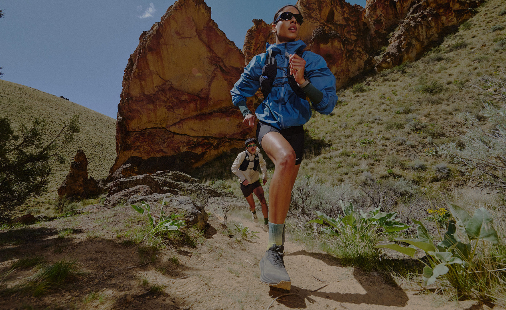 Women's Roam Trail Running Shoe | Black/Magnet - Image 7